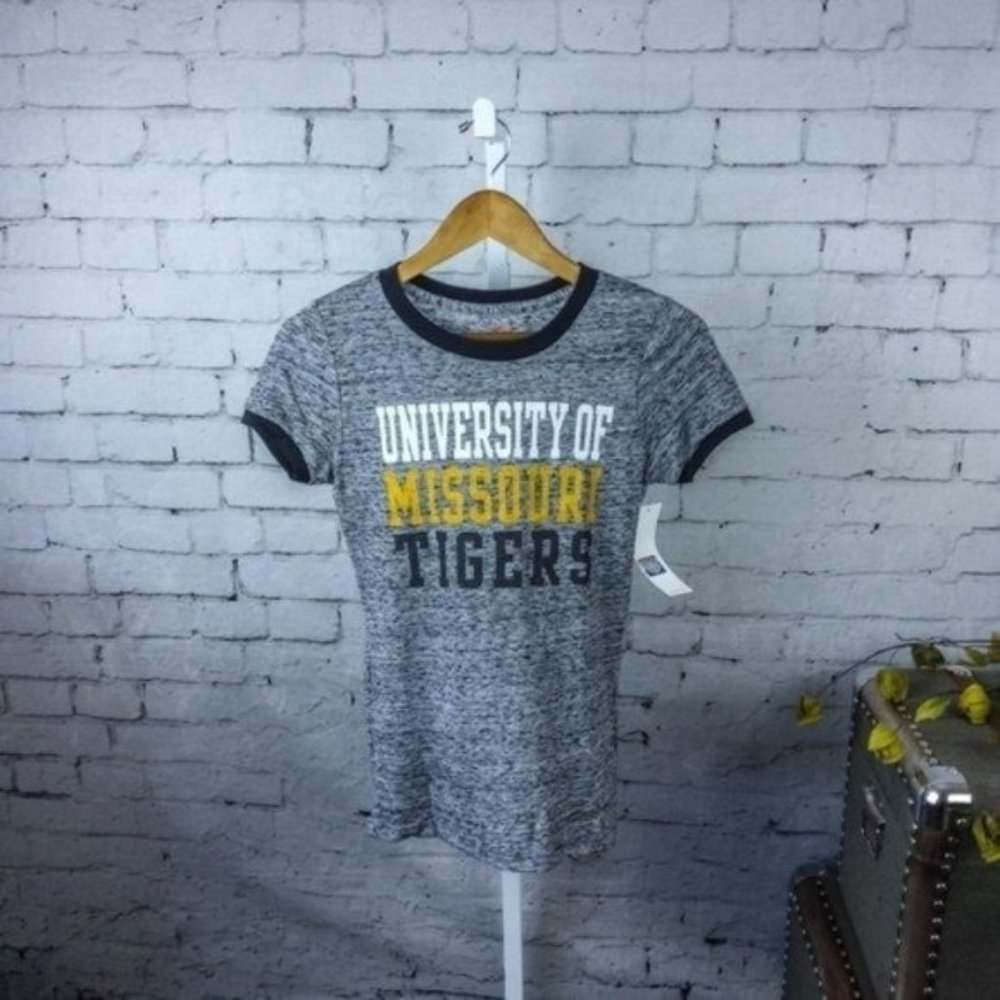 NCAA Camp David Univesity of Missouri Tigers Top Gray Medium